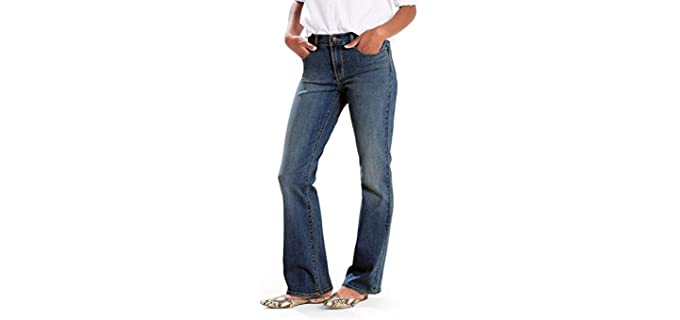 Levi’s Women's Classic - Curvy Petite Style Bootleg Jeans