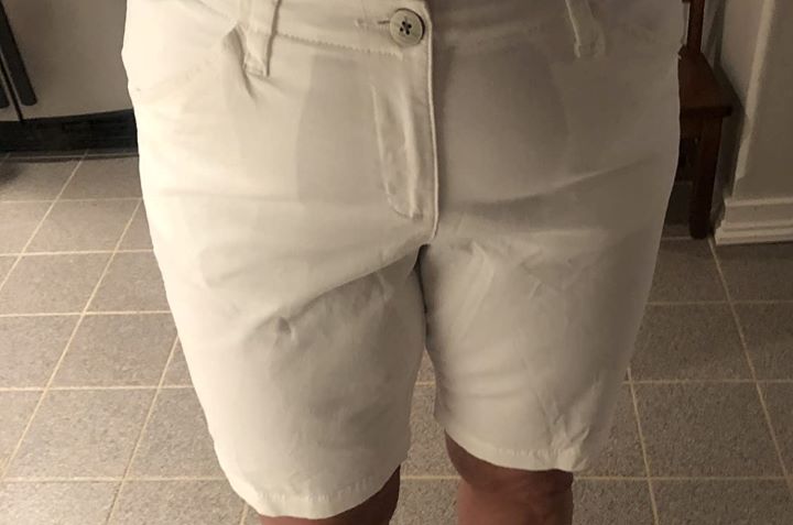 Analyzing how soft and comfortable the Lee shorts for apple shape figure