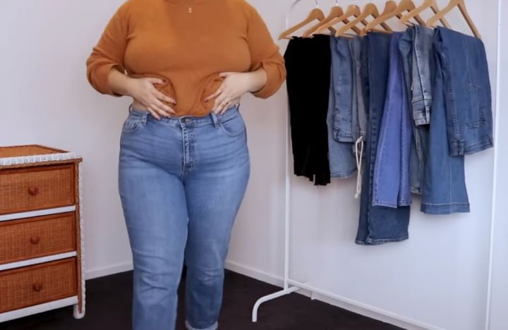 Checking the size and design of the good plus size jeans for women