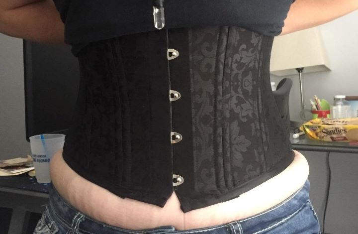 Having the durable corsets for waist training from shaperx
